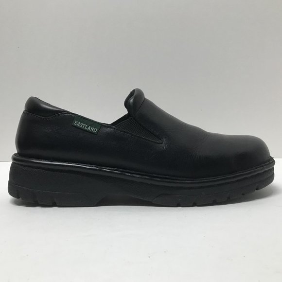 Eastland Newport Slip On Loafers in Black Leather - Picture 3 of 16